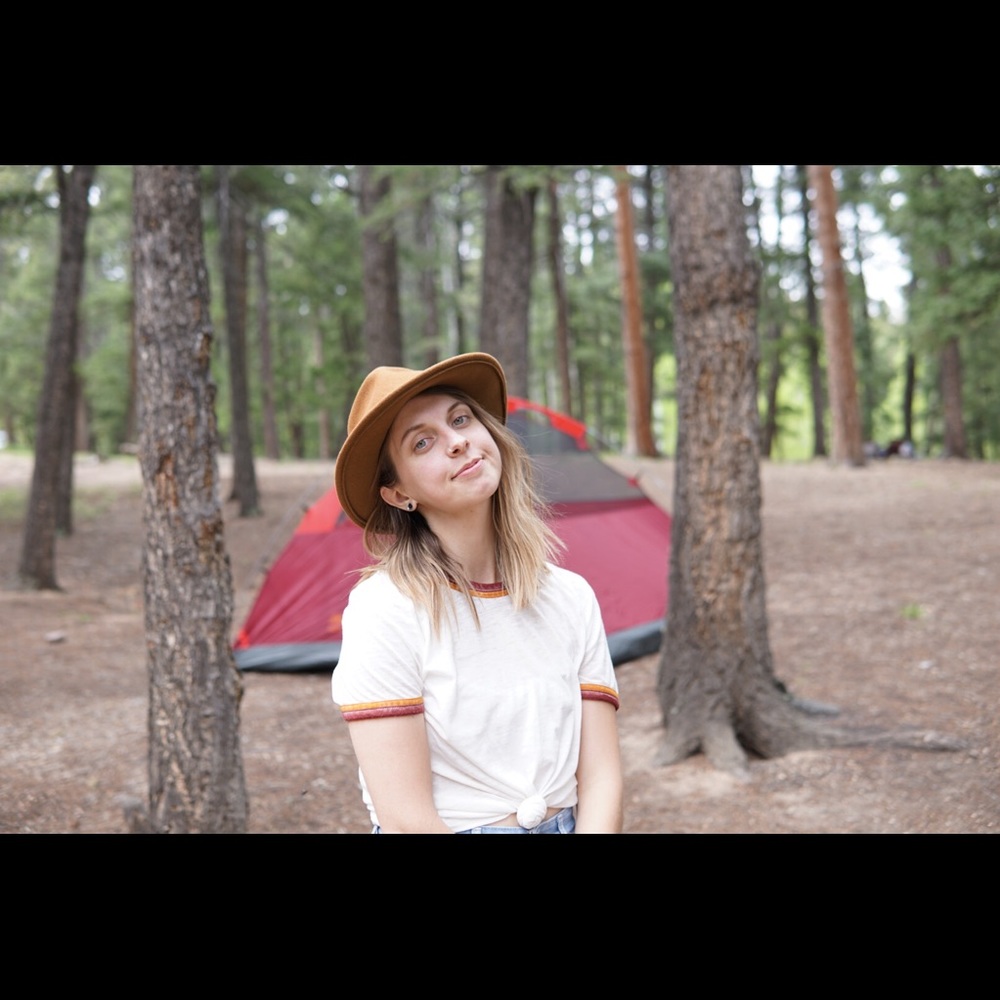 Meet your Posher, Alissa